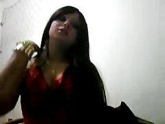 Joven pareja amateur está siendo filmada mientras follan como conejos madura x