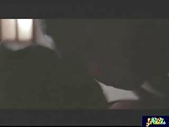 Preciosa jovencita videos x amater natural seduce a su novio colgado