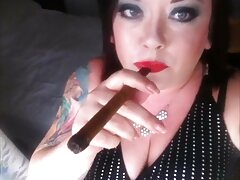 Alexis Fawx mamando, follando y recibiendo una gran carga de videos x xxx semen en su culo