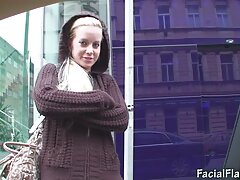 Hombre se ha follado a su videos x de rubias hijastra y lo vuelve a hacer al día siguiente