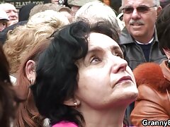 Mujer con cuerpo perfecto debidamente perforada por amante videos x maduras con jovenes en dormitorio