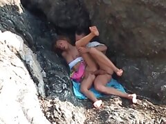 Nena encantadora chupa una polla xvideos videos eroticos después de que le lamen el coño