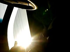Profesora de porno lujuriosa quiero ver una película x se folla a su estudiante de cabello oscuro en el aula