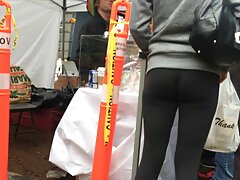 Hombre fuerte videos x gratis pilladas satisface a una chica de tetas pequeñas usando un pene enorme