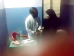 Morena traviesa seduce a su médico sexo x gratis en esta escena caliente